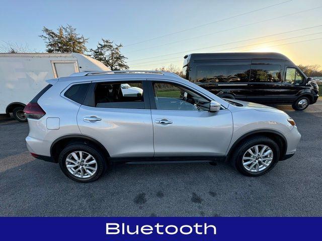 2020 nissan rogue sv
