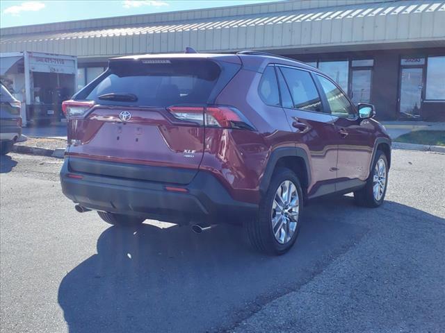 2019 toyota rav4 xle
