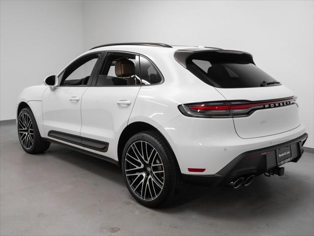 2024 porsche macan base