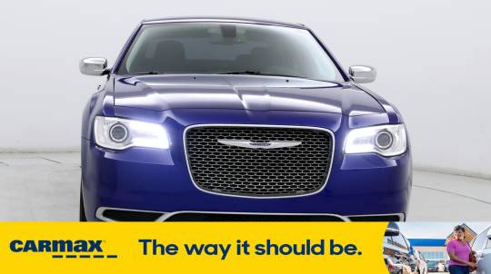 2019 Chrysler 300