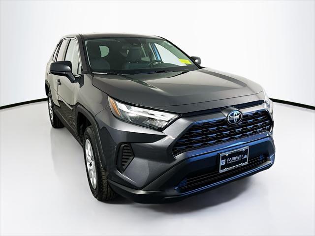 2024 toyota rav4 le