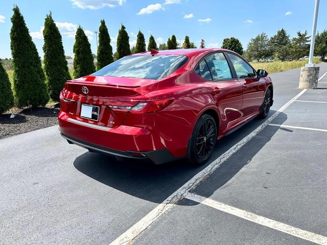 2025 toyota camry se