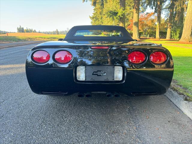 2000 chevrolet corvette base