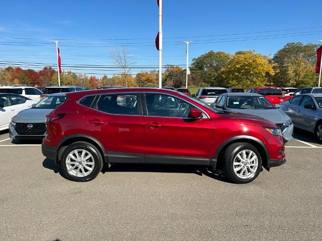 2022 nissan rogue sport s