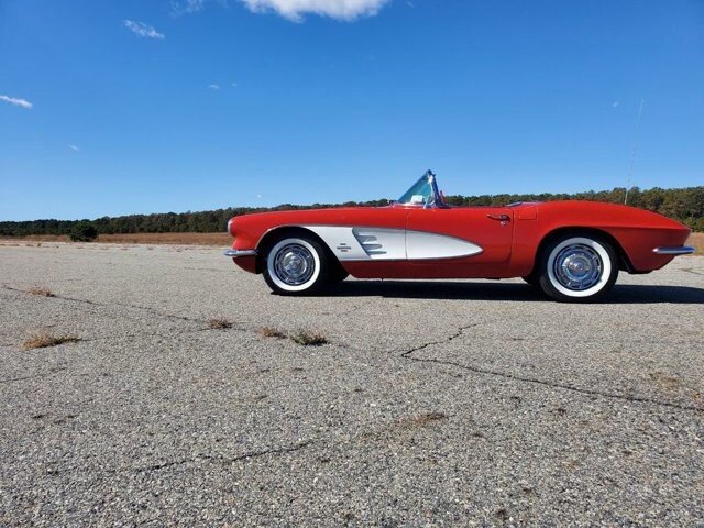 1961 chevrolet corvette