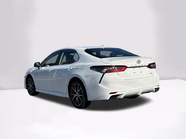 2024 toyota camry se