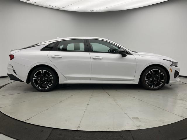 2022 kia k5 gt-line