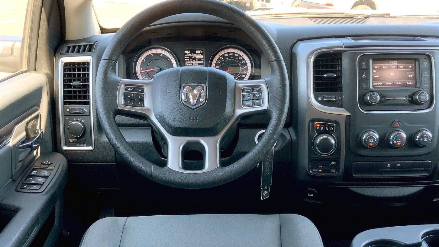 2022 ram 1500 classic slt
