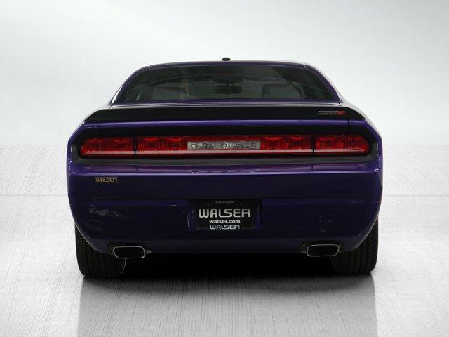 2010 dodge challenger srt8