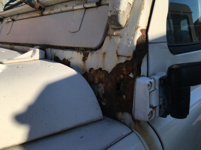 land rover defender 110 sw 200 tdi 1993 white diesel euro left hand