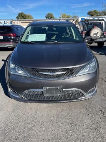 2018 chrysler pacifica touring-l
