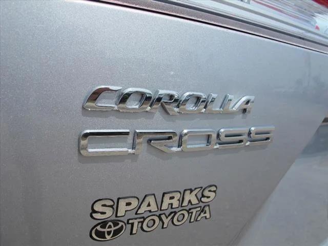 2024 toyota corolla cross le
