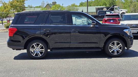 new 2024 ford expedition xlt rwd