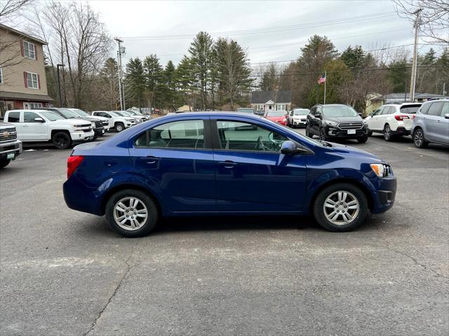 2012 chevrolet sonic 2ls