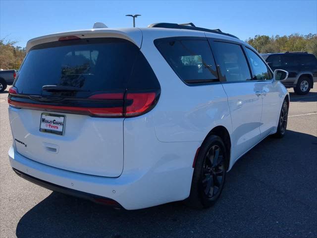 2021 chrysler pacifica touring
