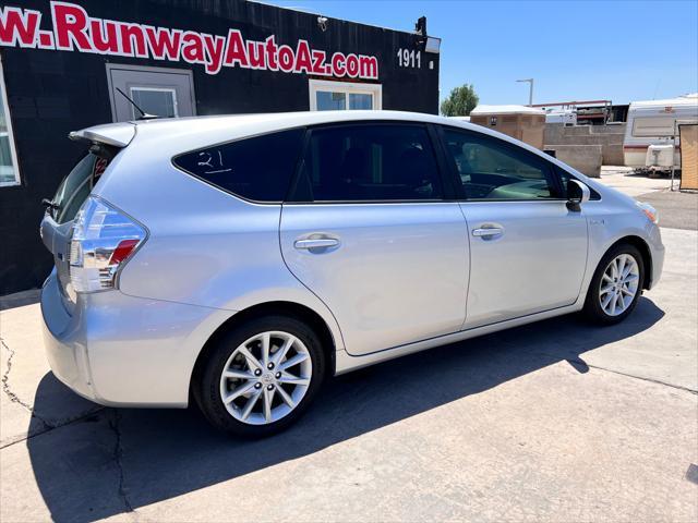 2012 toyota prius v two