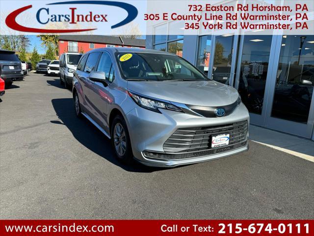 2021 toyota sienna le