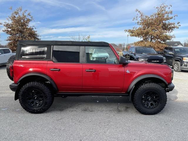 2021 ford bronco black diamond