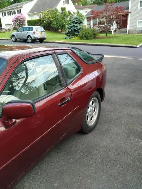 1986 porsche 944- 27k miles, excellent condition in/out- mechanically excellent