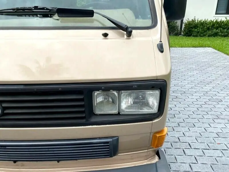 1987 volkswagen vanagon 149,899 miles (1500 on rebuilt engine) 2.1l l4 ohv 8v
