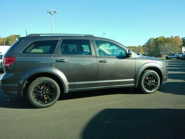 2019 dodge journey se
