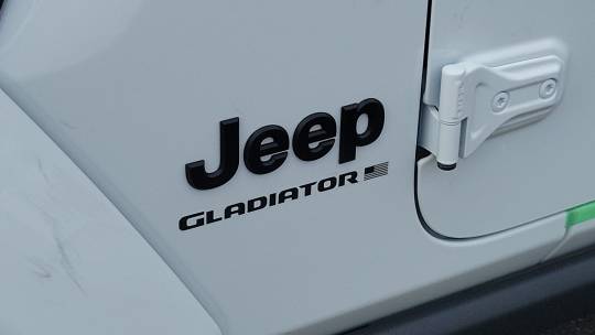 2024 Jeep Gladiator