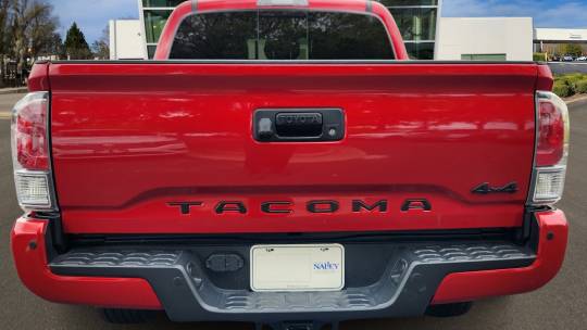 2021 Toyota Tacoma trd sport v6