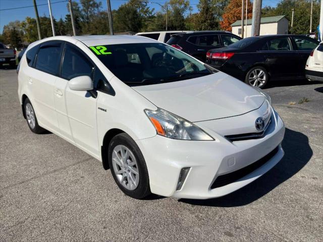 2012 toyota prius v two