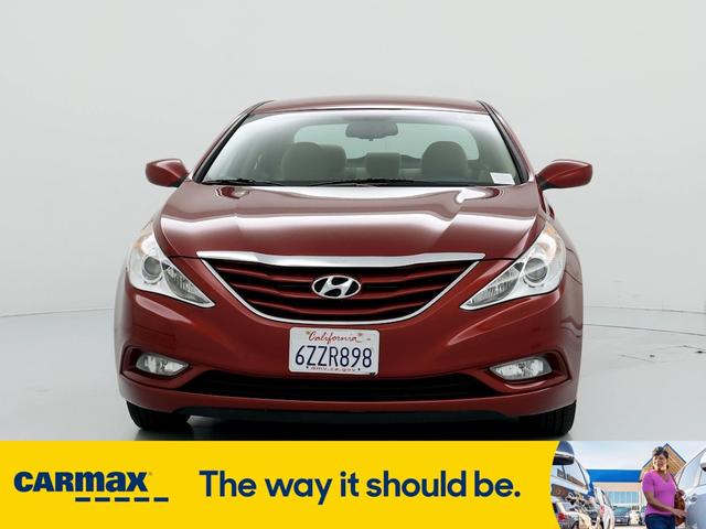 2013 hyundai sonata gls