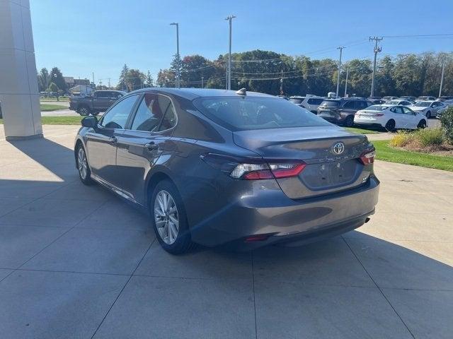 2023 toyota camry le