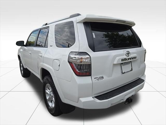 2022 toyota 4runner sr5