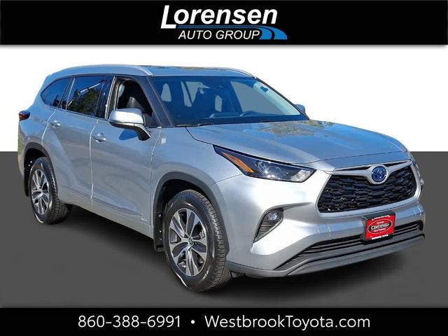 2022 toyota highlander hybrid xle