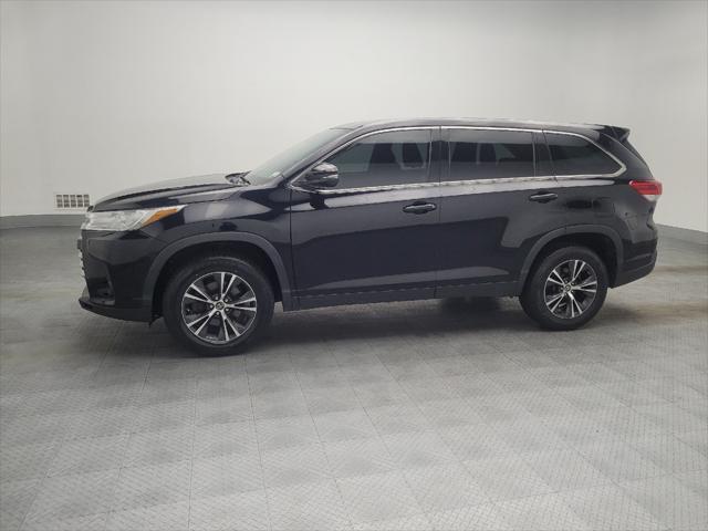 2019 toyota highlander le