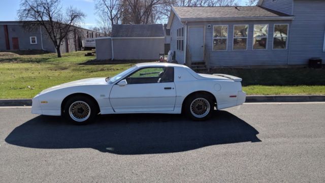 1988 pontiac trans am gta notchback canadian 1 of 94 rare digital dash