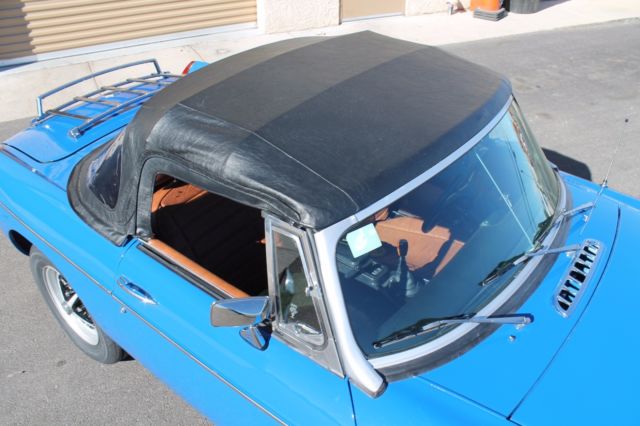1977 mgb roadster in las vegas - beautifully restored - hard & soft tops