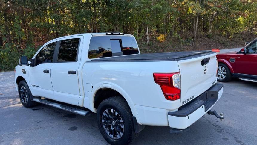2017 nissan titan pro-4x