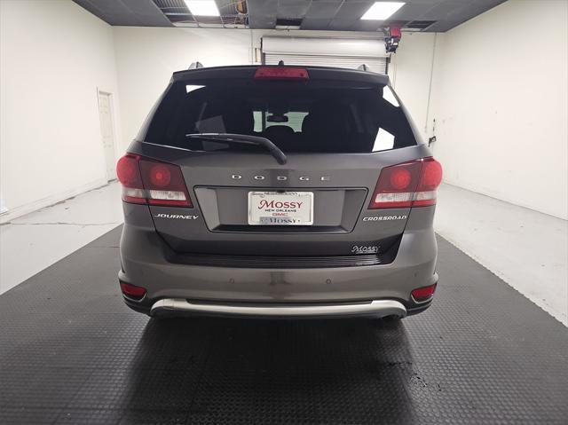 2020 dodge journey crossroad