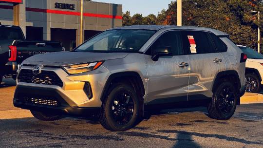 2024 Toyota RAV4 le
