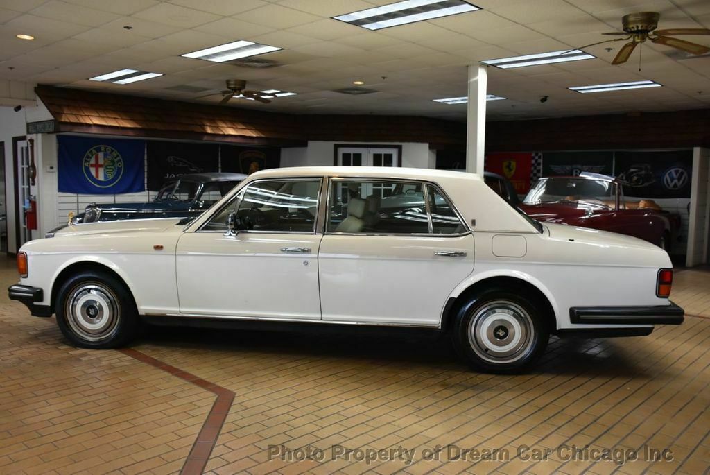 1988 rolls-royce silver spur sedan ... low miles ... rare color ... beautiful