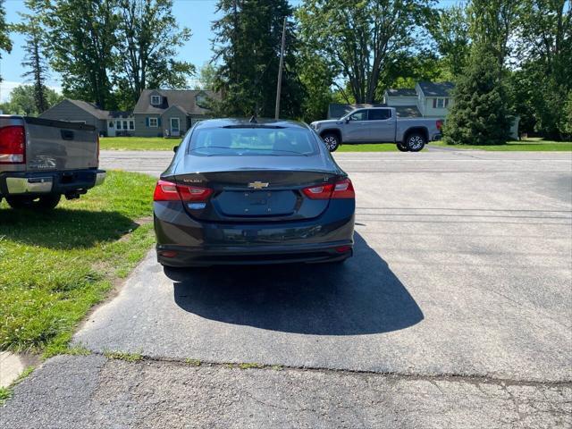 2017 chevrolet malibu 1lt