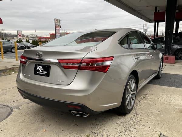 2015 toyota avalon in muldoon, texas