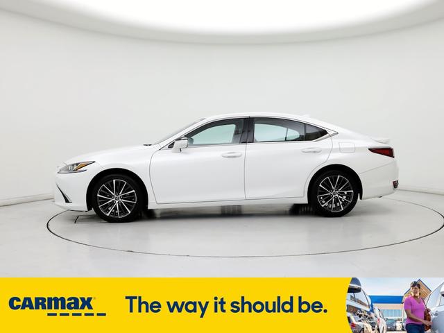 2022 lexus es 250