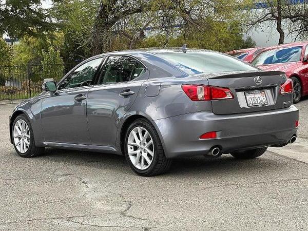 2013 lexus is 250 in saint louis, missouri