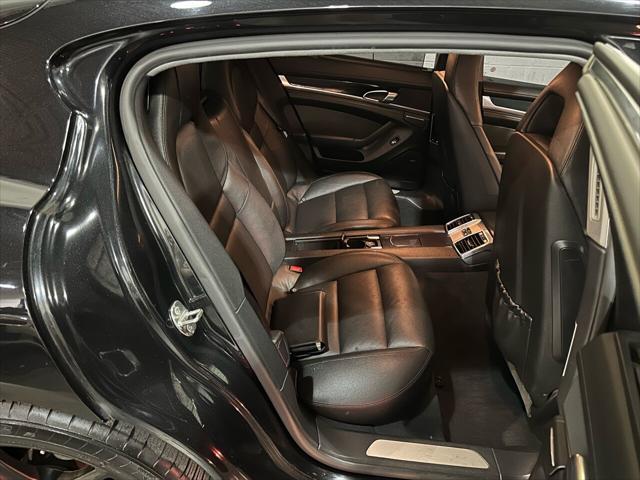 2010 porsche panamera 4s