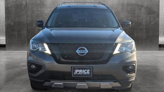 2020 nissan pathfinder sv