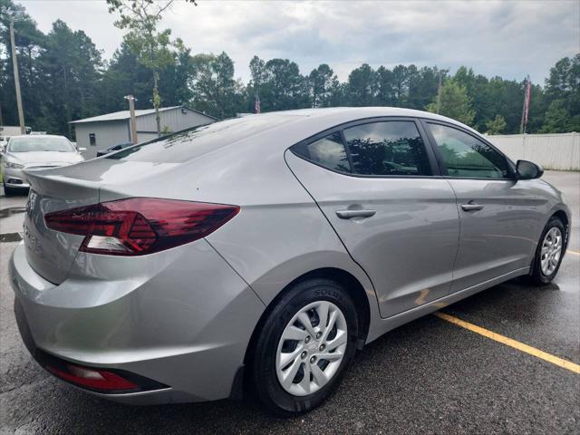 2020 hyundai elantra se