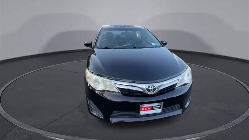 2012 toyota camry le
