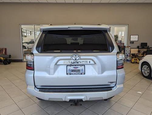 2022 toyota 4runner sr5 4dr 4x4 in chester, indiana