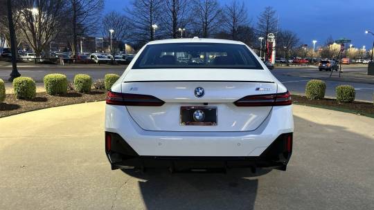 2024 BMW i5