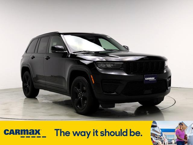 2023 jeep grand cherokee altitude